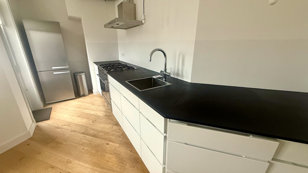 Medium property photo - Vondelstraat, 2513 EW Den Haag